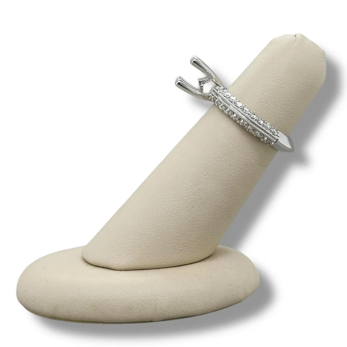 18K W Gold 0.88ctw Diamond Mounting - Image 4